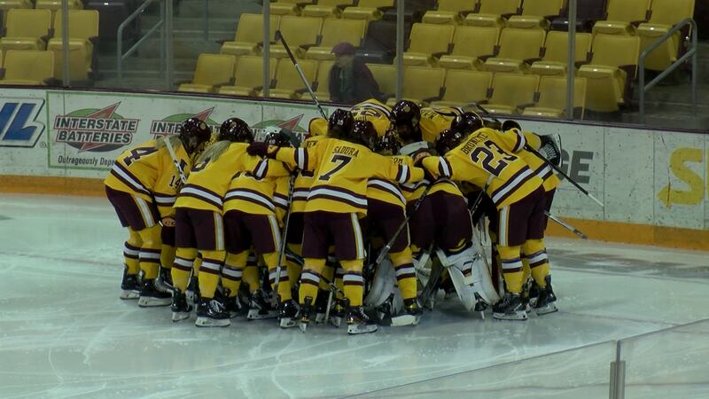 The Bulldogs women's hockey team during pre-game against Ohio State.