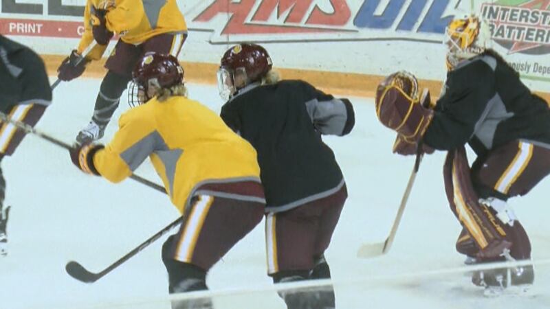 UMD Women's Hockey practice